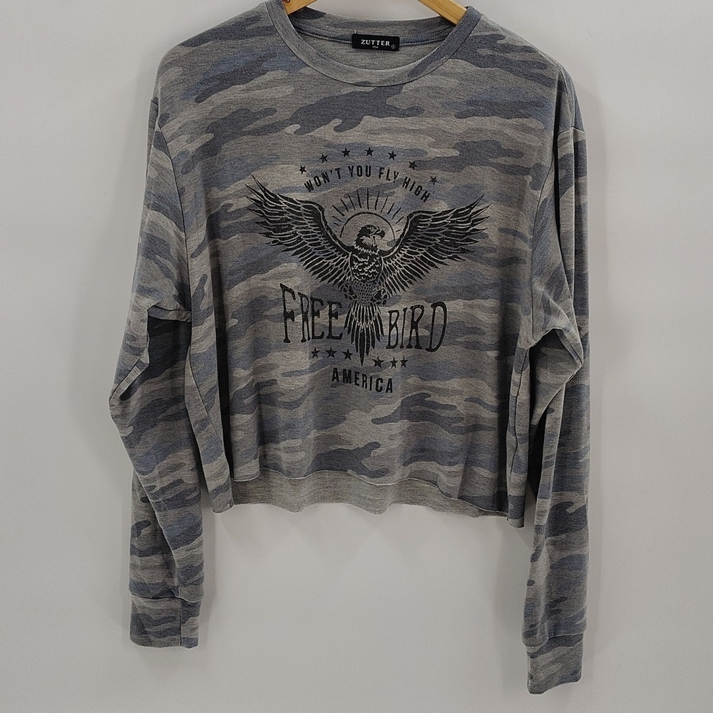 Zutter Freebird Oversized Small Graphic Logo Mineral Washed Camo Cropped Top